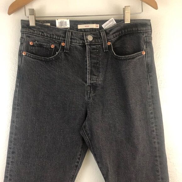 Levi’s wedgie high rise snug through hip an thigh tapers leg dark wash black 28 - Picture 3 of 9